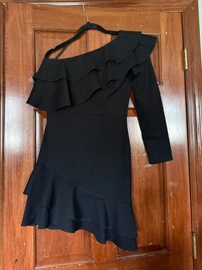 AMANDA UPRICHARD Asymmetrical Flutter Mini Dress